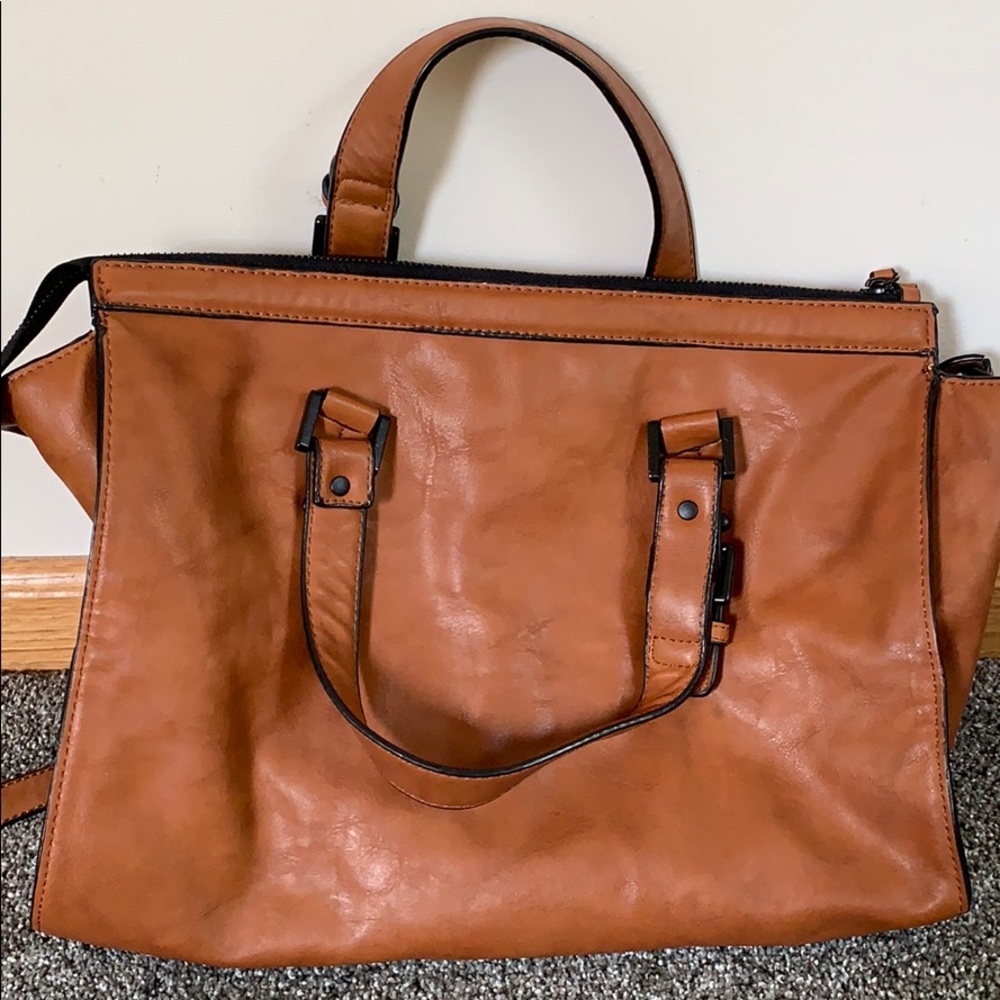 Trafaluc Messenger bag